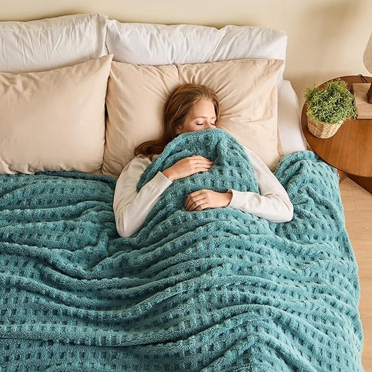 NEWCOSPLAY Super Soft Queen Blanket Teal Premium Silky Flannel Fleece 3D Waffle Checkered Lightweight Bed Blanket All Season Use (Light Teal, Queen(90"x90"))