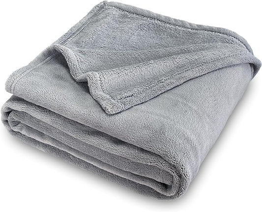 SOCHOW Flannel Fleece Throw Blanket, 340 GSM All Season Super Soft Cozy Blanket for Bed, Sofa or Couch, Grey, 50x70 inches